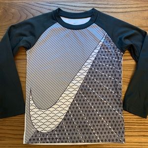 NWOT Nike dri-fit top